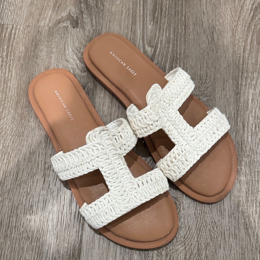 American Eagle Outfitters Women's White and Tan Sandals